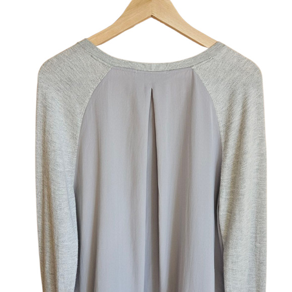 Banana Republic Sweater Shirt VNeck Merino Wool Blend Grey Women's Large - Picture 7 of 8
